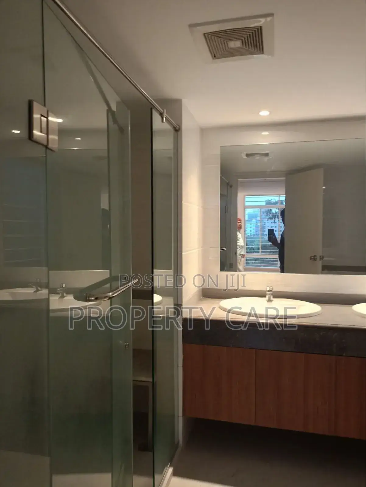 5bdrm Duplex in Gulshan for rent