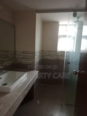4bdrm Apartment in Gulshan for rent