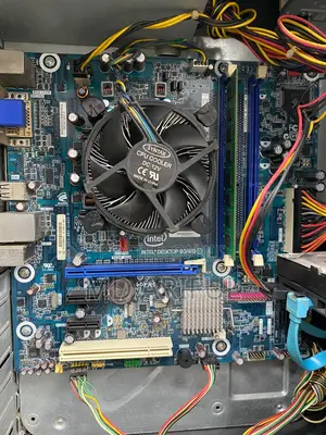 Desktop Computer 4GB Intel Core I5 HDD 500GB