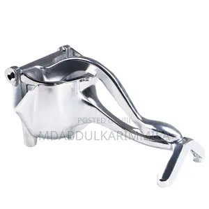 Photo - Fruit Press Manual Juicer