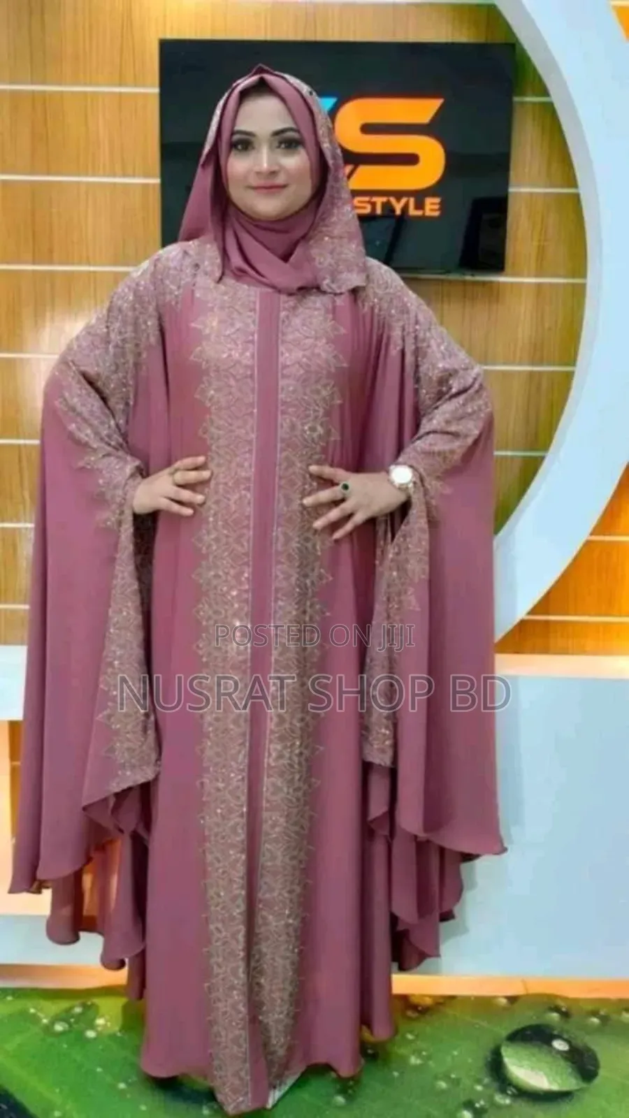 Dubai Cherry Borka With Hijab
Dress