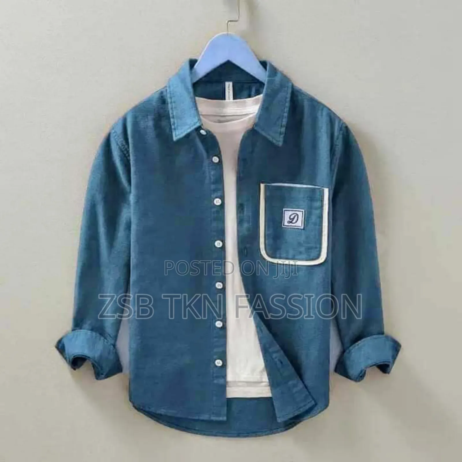 Stylish Black Shirt With White Inner