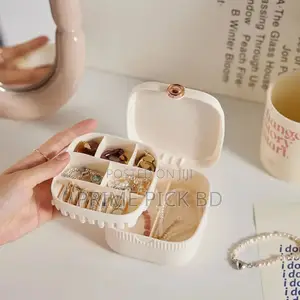 Portable Jewelery Makeup Storage Box With Mirror