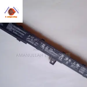 4 Cell Old Laptop Battery Pack.