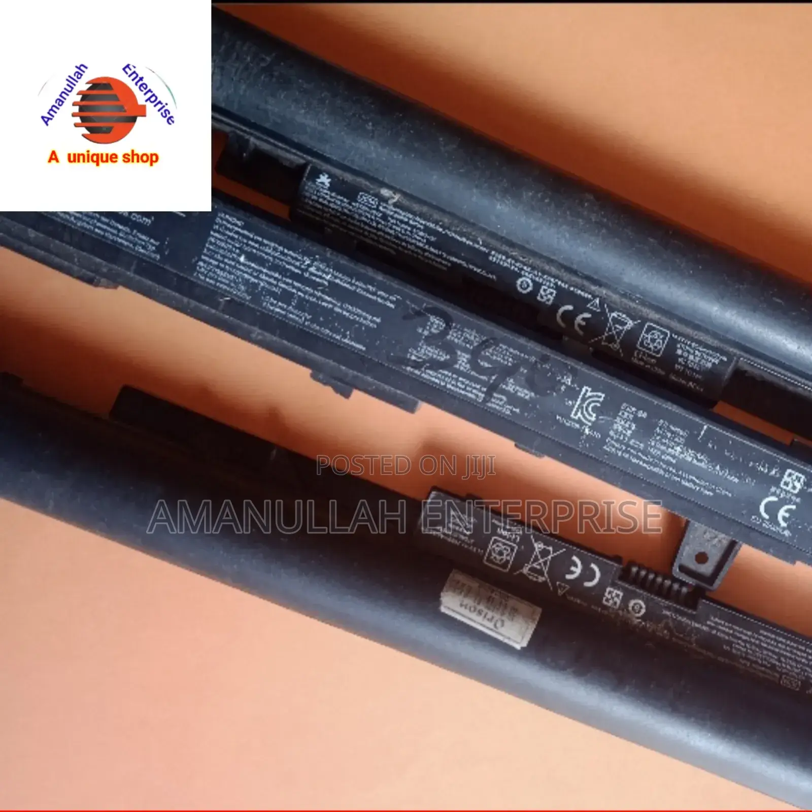 4 Cell Old Laptop Battery Pack.