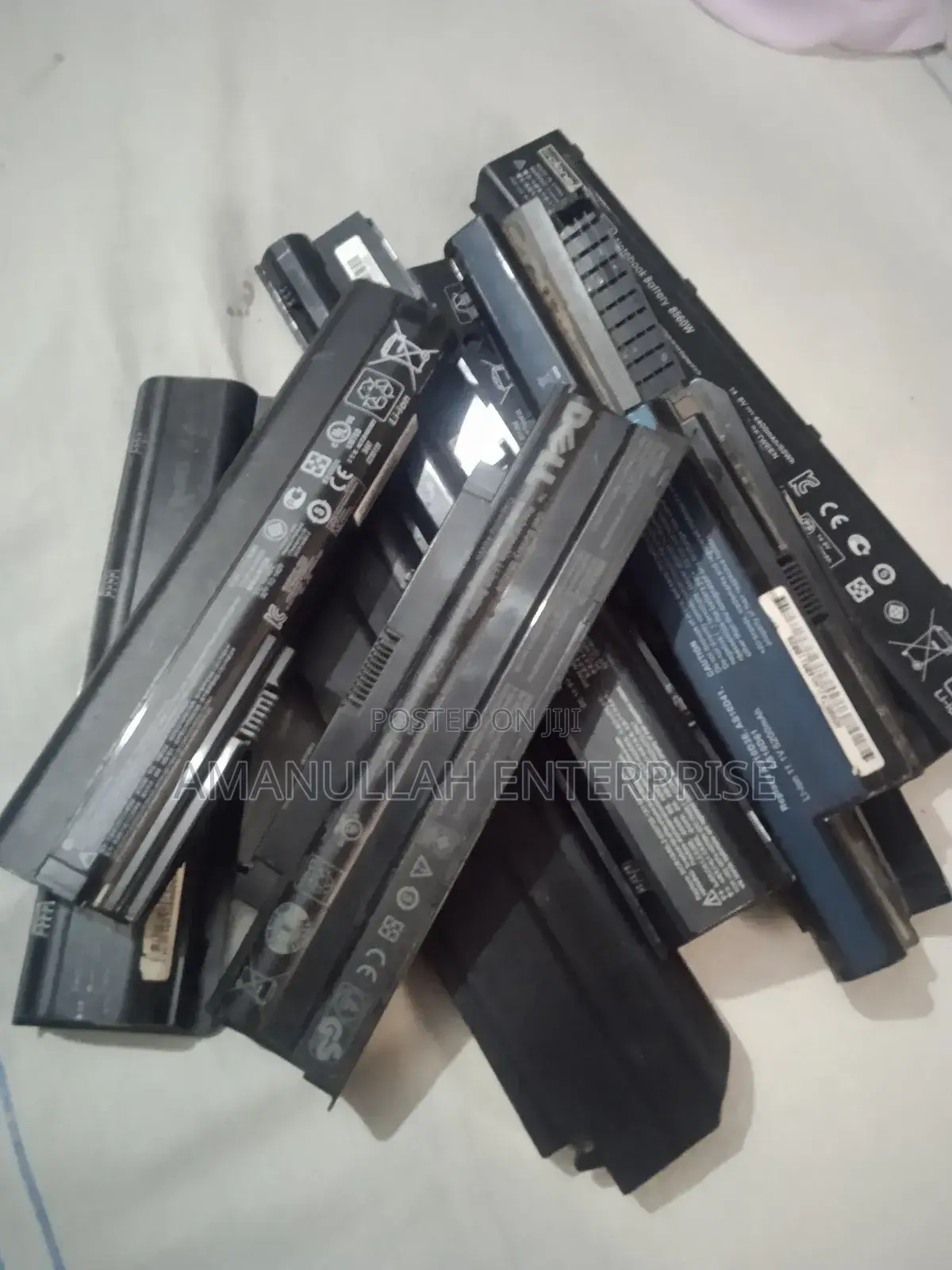 6 Cell Old Laptop Battery Pack.