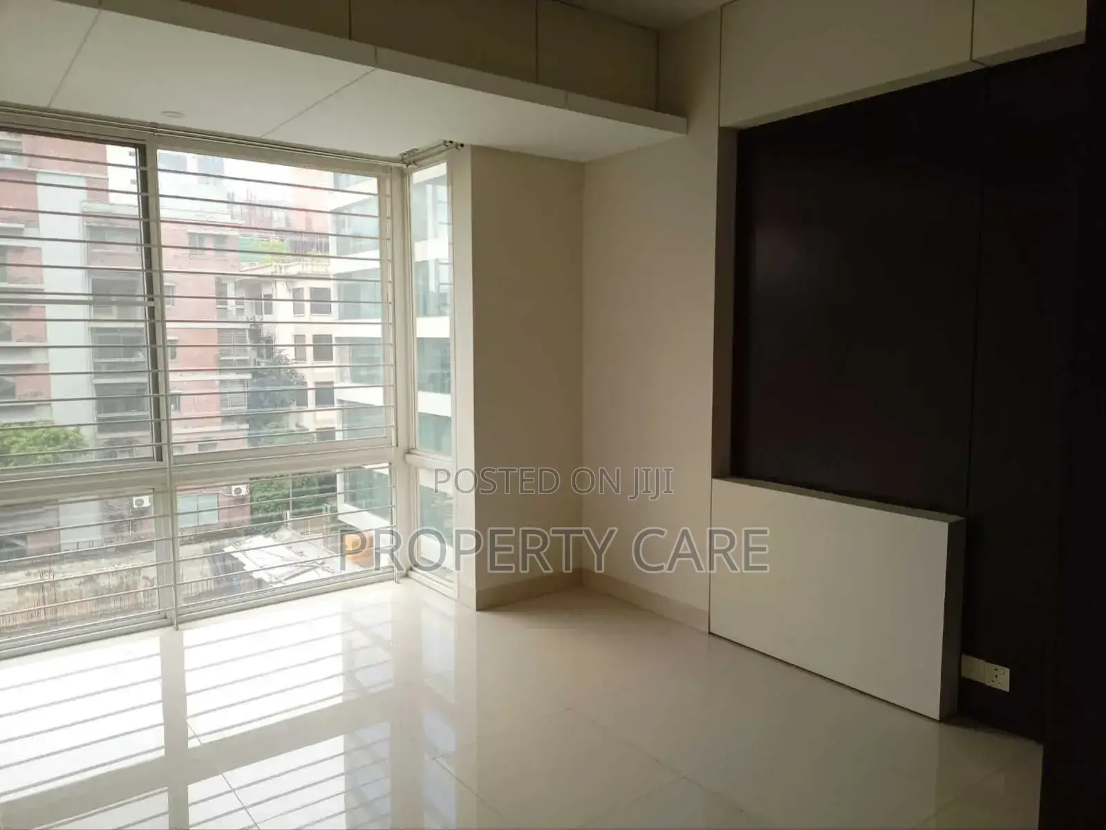 4bdrm Apartment in Gulshan for rent