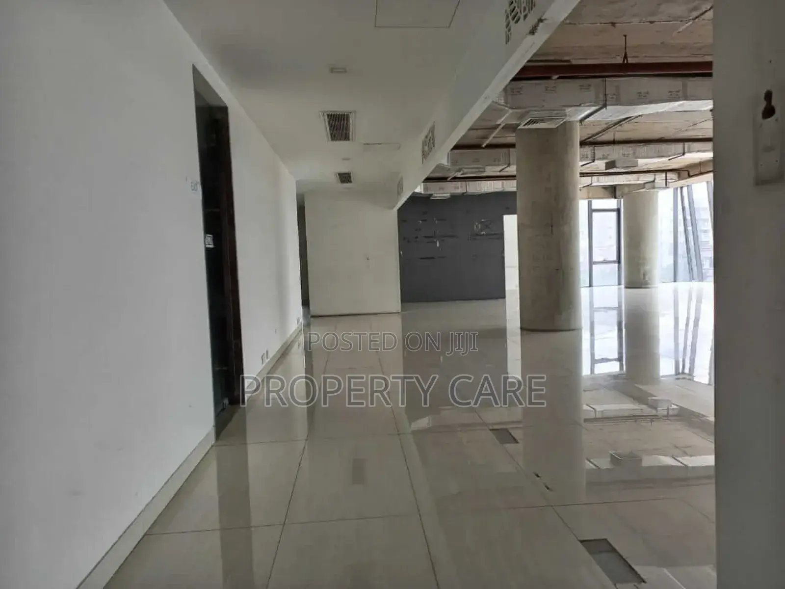 Commercial Floor for Rent 3700 SQFT