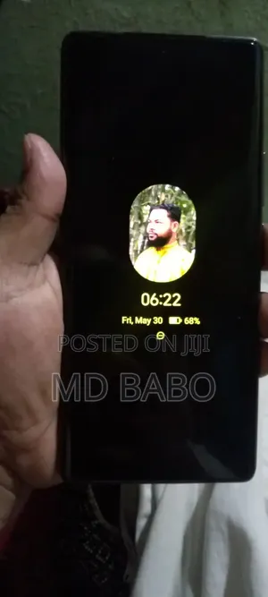 Photo - New Tecno Spark 20 Pro Plus 256 GB Black