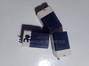 Photo - 4v Mini Led Acid Battery.