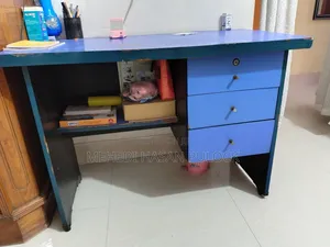 Photo - Study Table