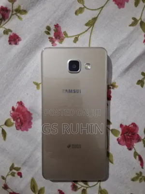 Photo - Samsung Galaxy A5 16 GB Gold