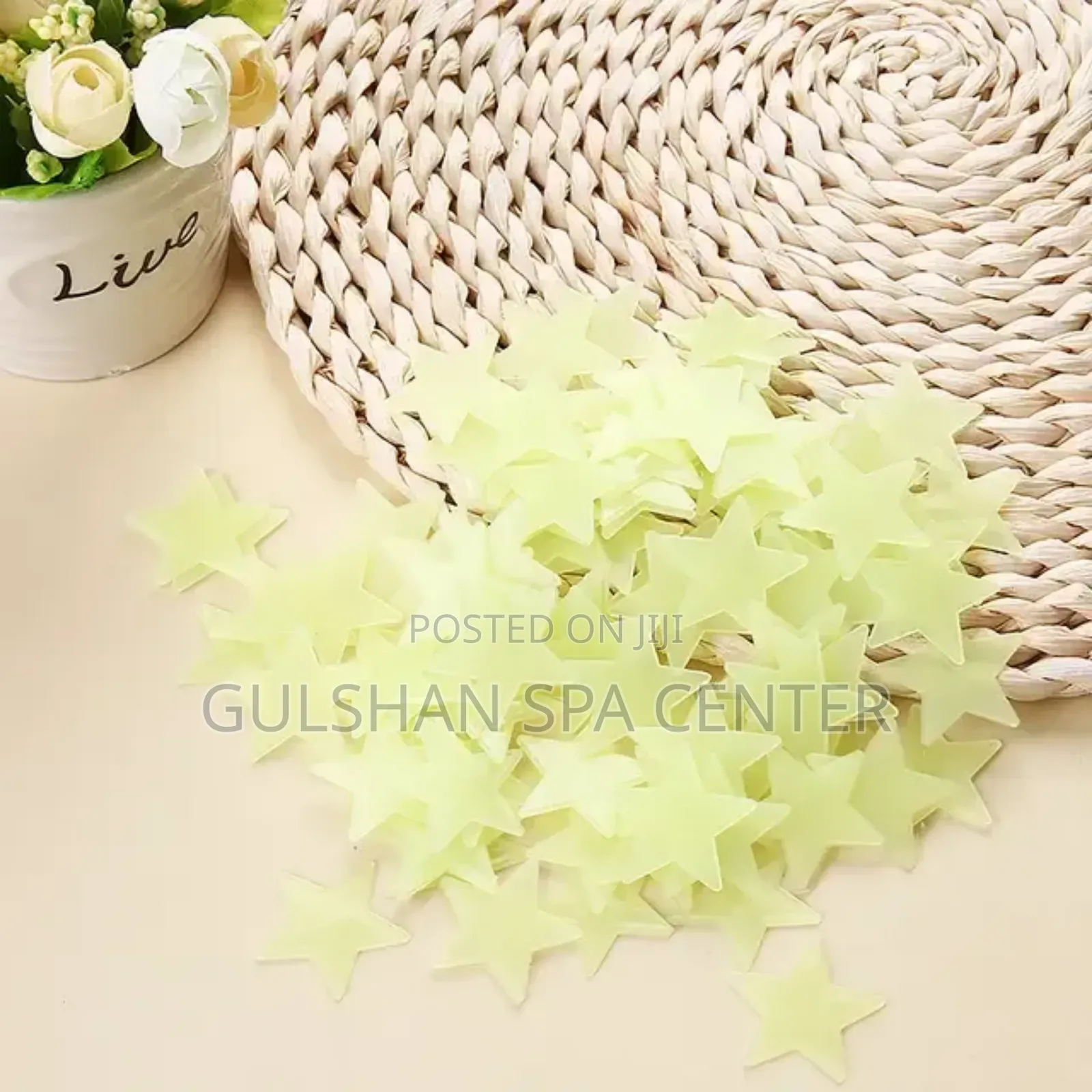 100pcs 3cm Glow-in-the-dark Luminous Star Stickers