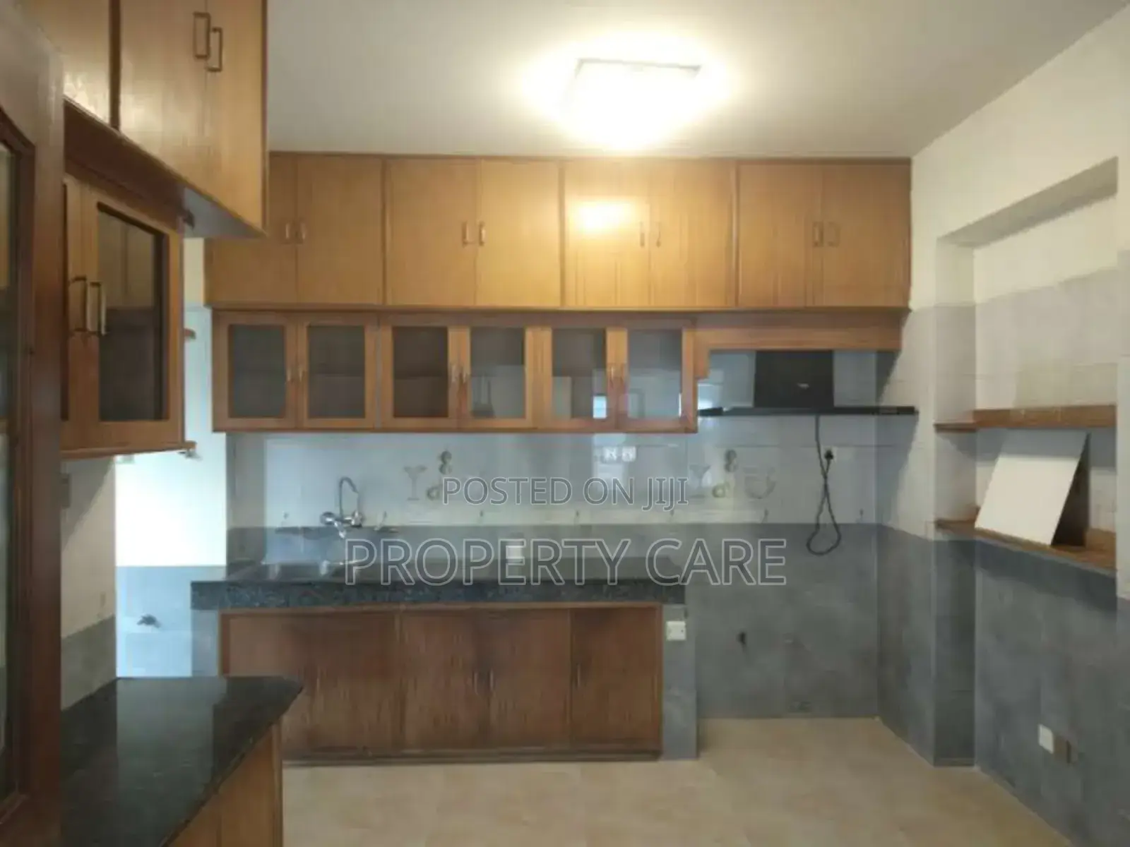 4bdrm Duplex in Gulshan for rent