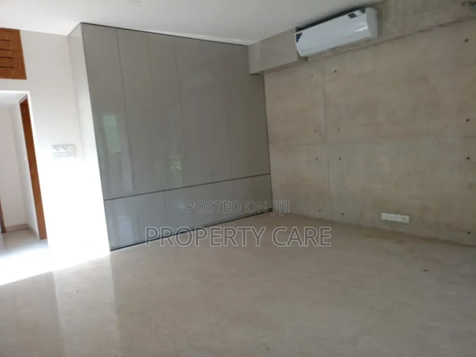 4bdrm Apartment in Gulshan for rent