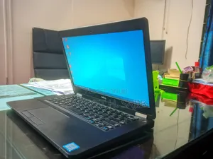 Photo - Laptop Dell 16GB Intel Core I5 SSD 512GB