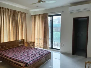 Furnished 4bdrm Apartment in Gulshan for rent