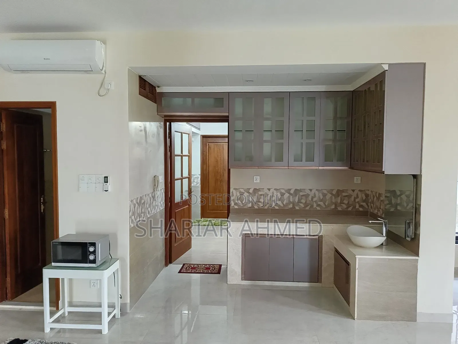 Furnished 4bdrm Apartment in Gulshan for rent