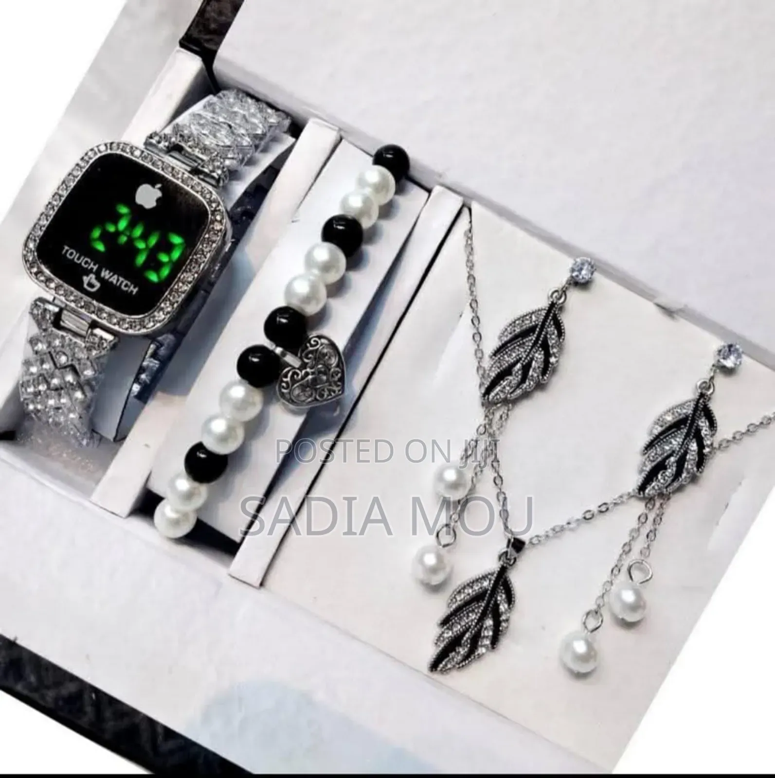 Women Watch Combo