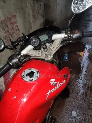 Bajaj Pulsar 135 LS 2016 Red