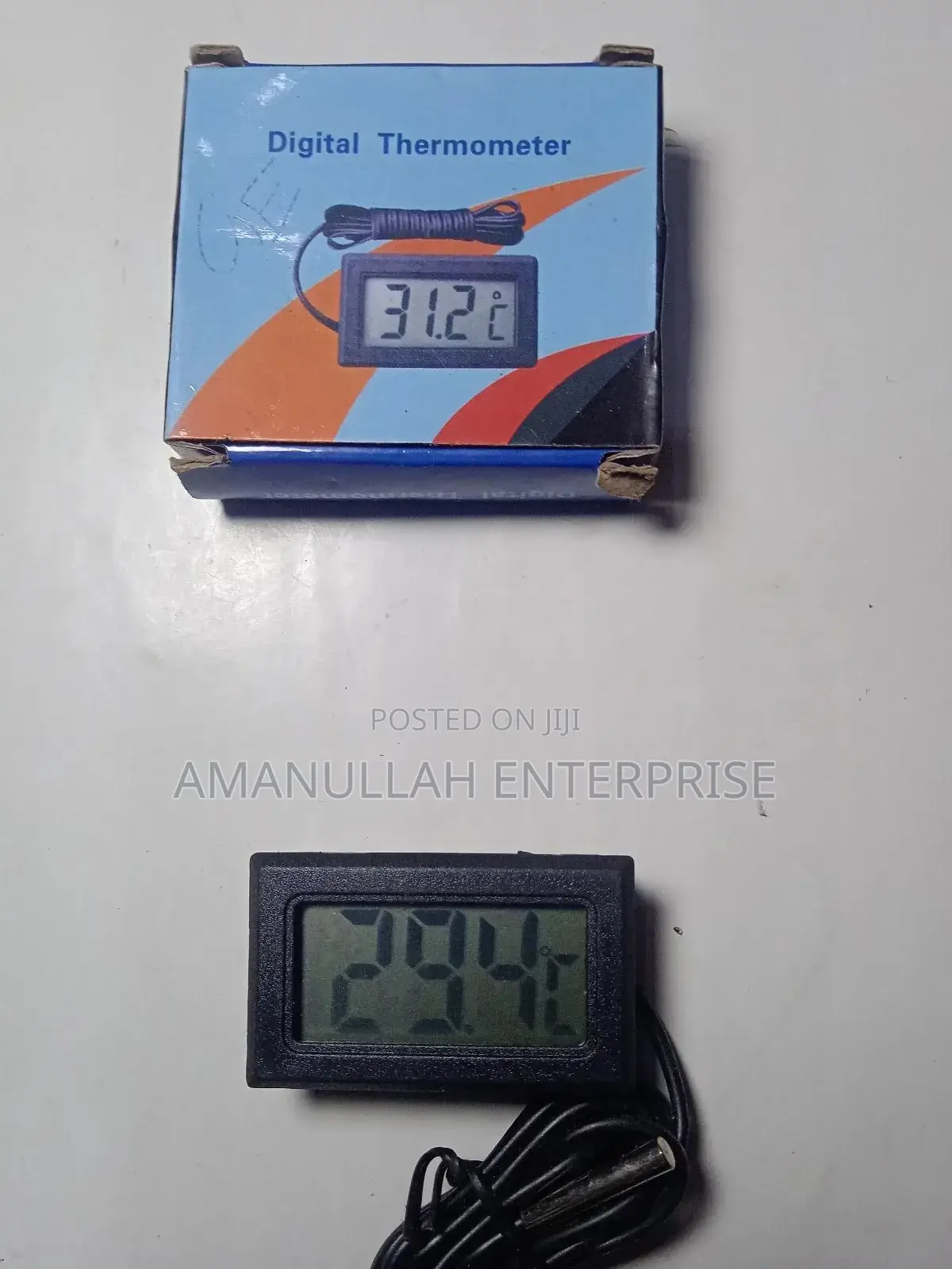 Digital Thermometer / Temperature Meter.