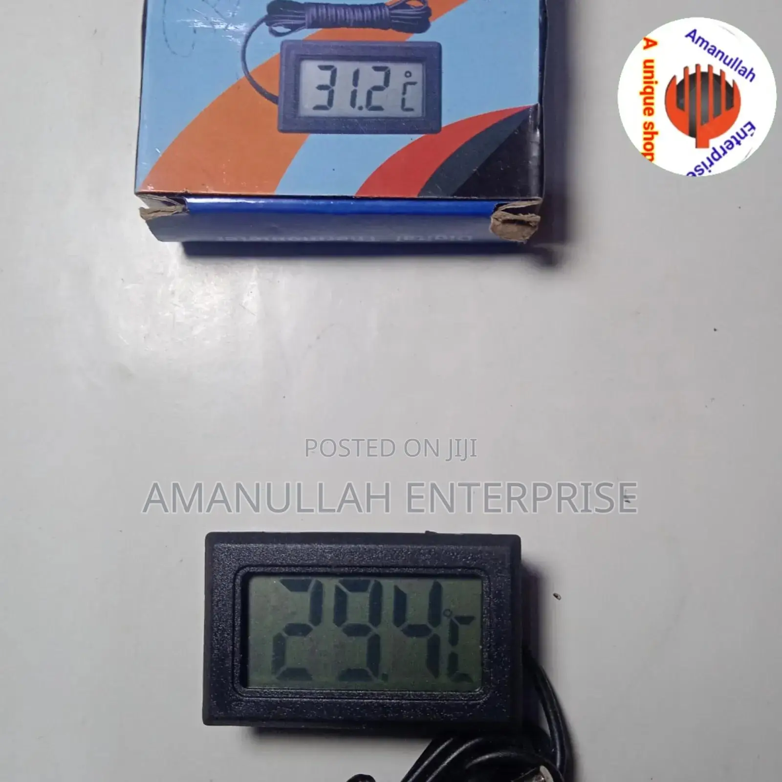 Digital Thermometer / Temperature Meter.