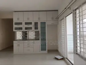 Photo - 4bdrm Apartment in Gulshan for rent