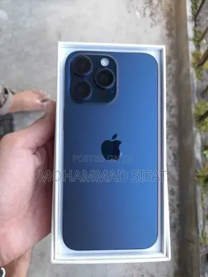 Photo - Apple iPhone 15 Pro Max 256 GB Blue