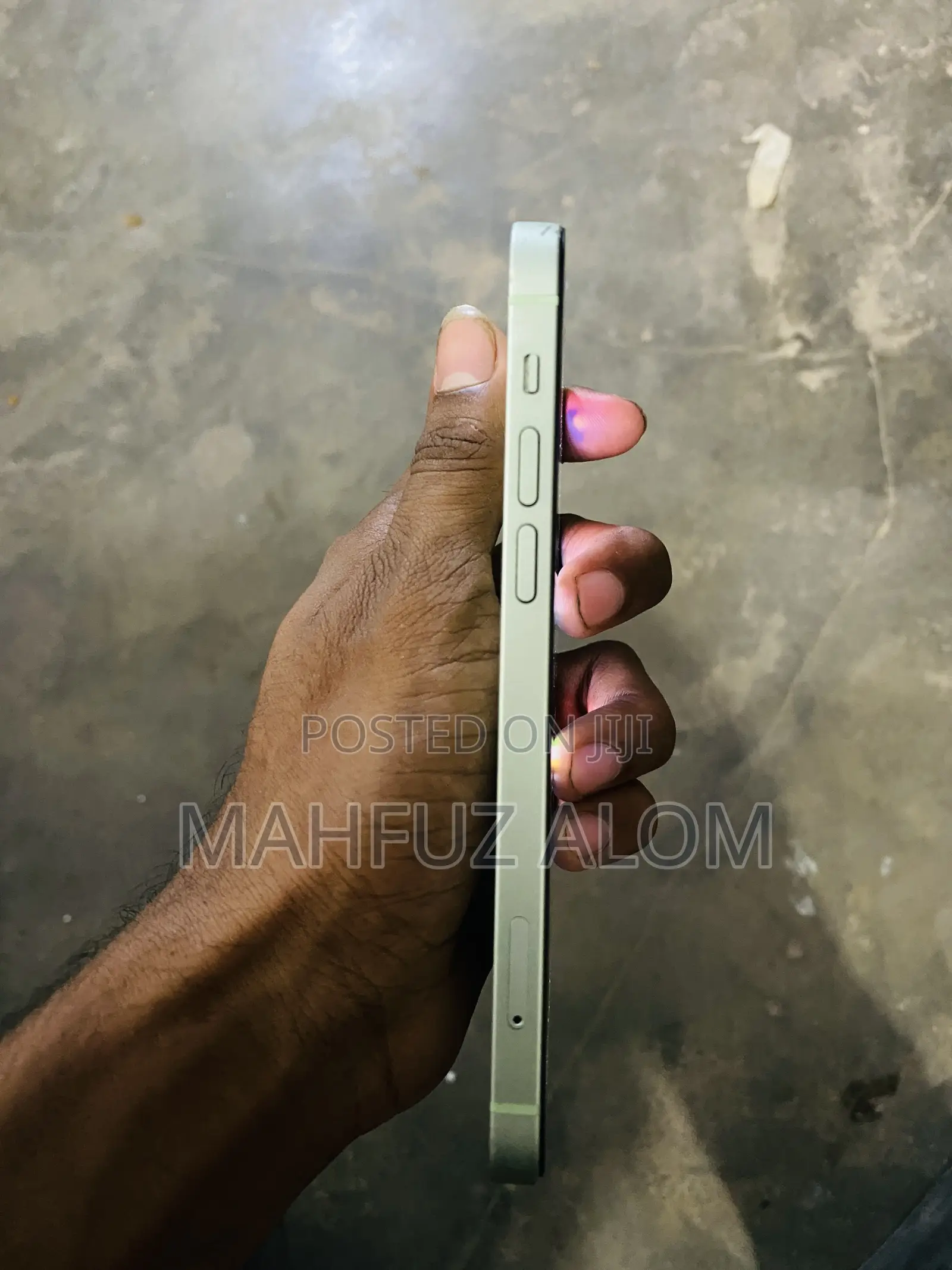 Apple iPhone 12 64 GB