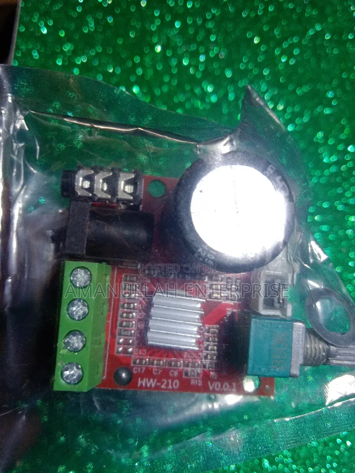 Pam8610 2 Channel 10 Watt Class D Audio Power Amplifier.