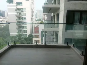 4bdrm Apartment in New Building Gulshan for rent