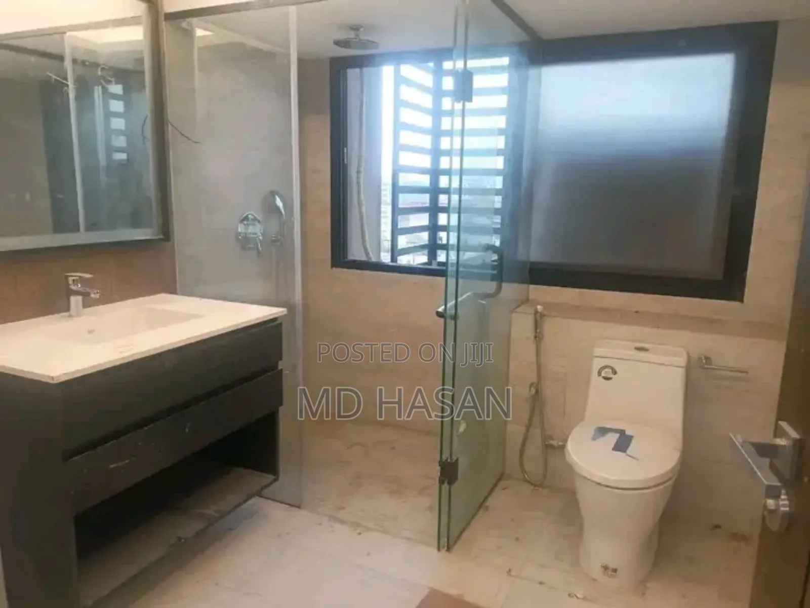 4bdrm Apartment in New Building Gulshan for rent