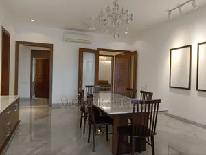 Furnished 4bdrm Apartment in Gulshan for rent