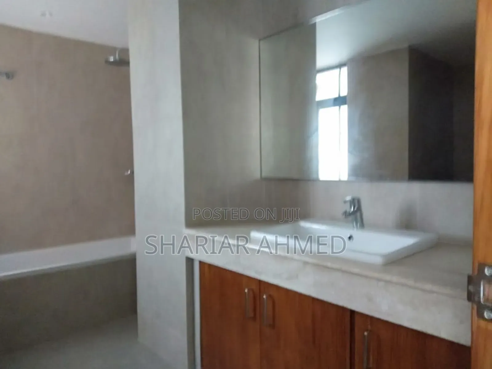 4bdrm Apartment in Gulshan for rent