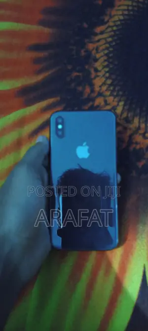 Photo - Apple iPhone X 256 GB Black