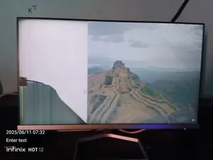 Hp M22f Monitor in 7500 (Display Broken)