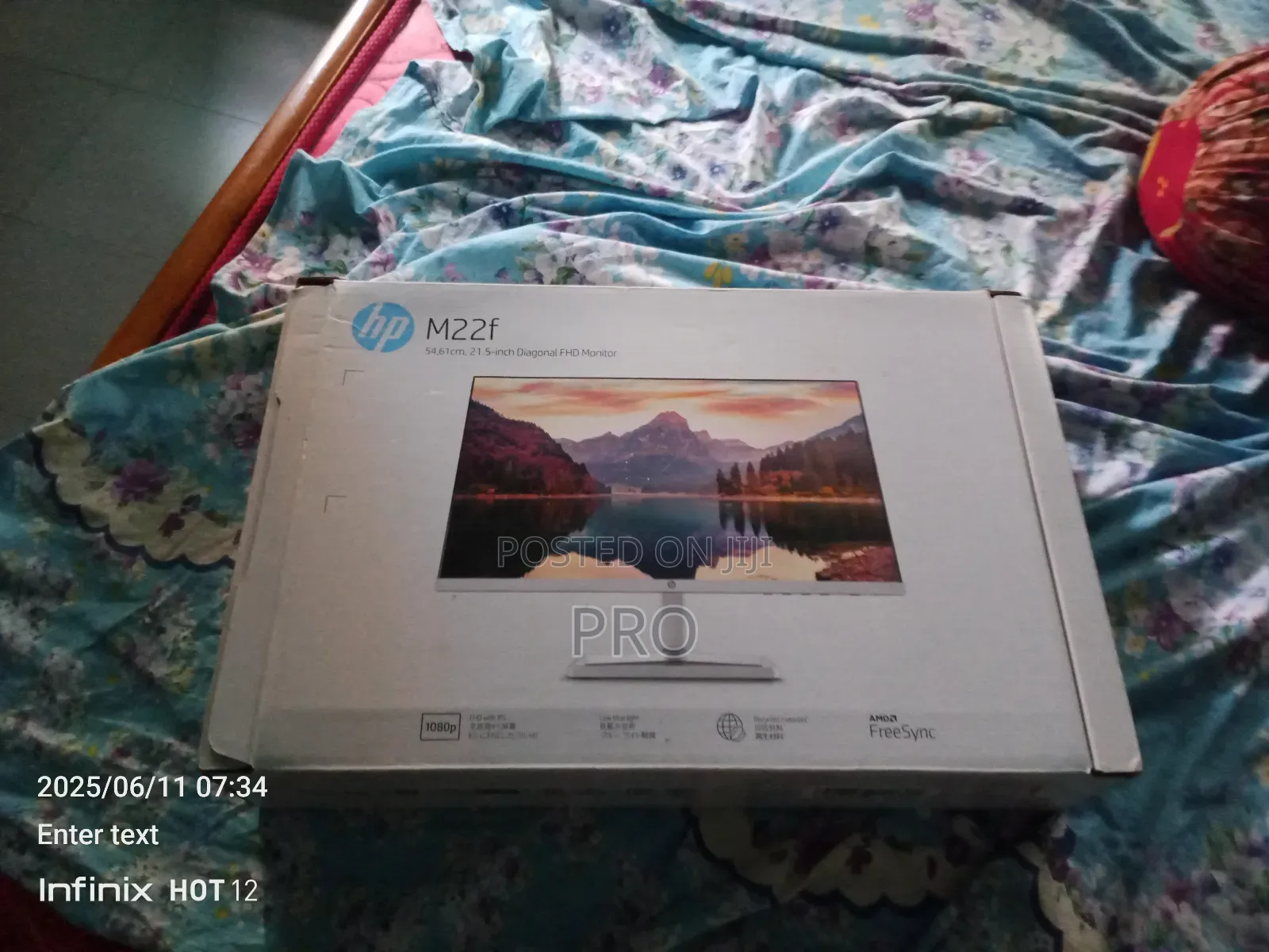 Hp M22f Monitor in 7500 (Display Broken)