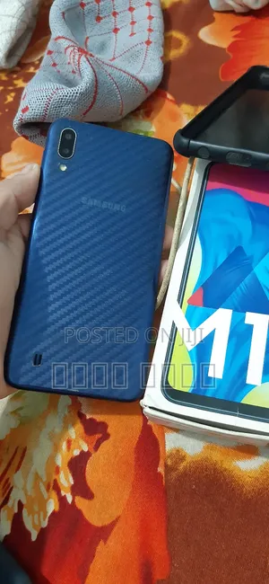 Samsung Galaxy M10 16 GB Blue