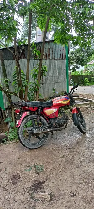 Hero Dawn 100 2018 Black
