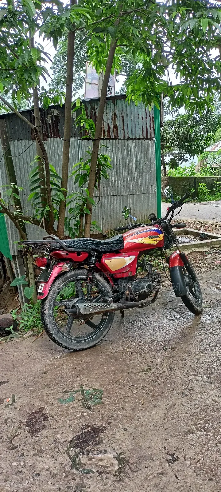 Hero Dawn 100 2018 Black