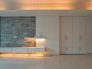 3bdrm Apartment in Semi Furnished for rent