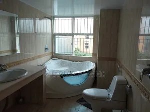 4bdrm Apartment in Gulshan for rent