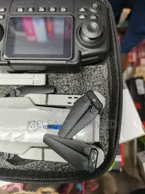 E88 Screen Foldable Drone