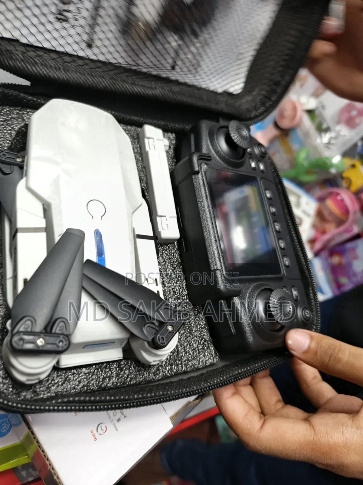 E88 Screen Foldable Drone