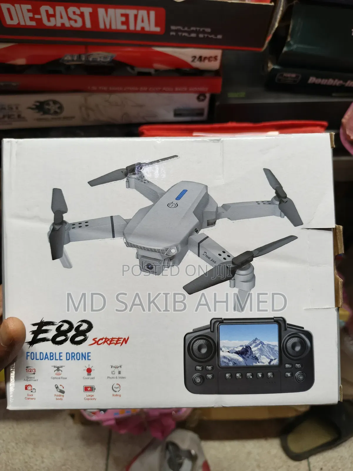 E88 Screen Foldable Drone