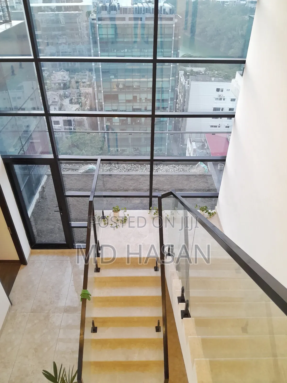 5bdrm Apartment in Duplex Apartment for rent