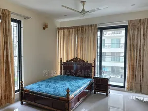 Furnished 5bdrm Apartment in Gulshan for rent