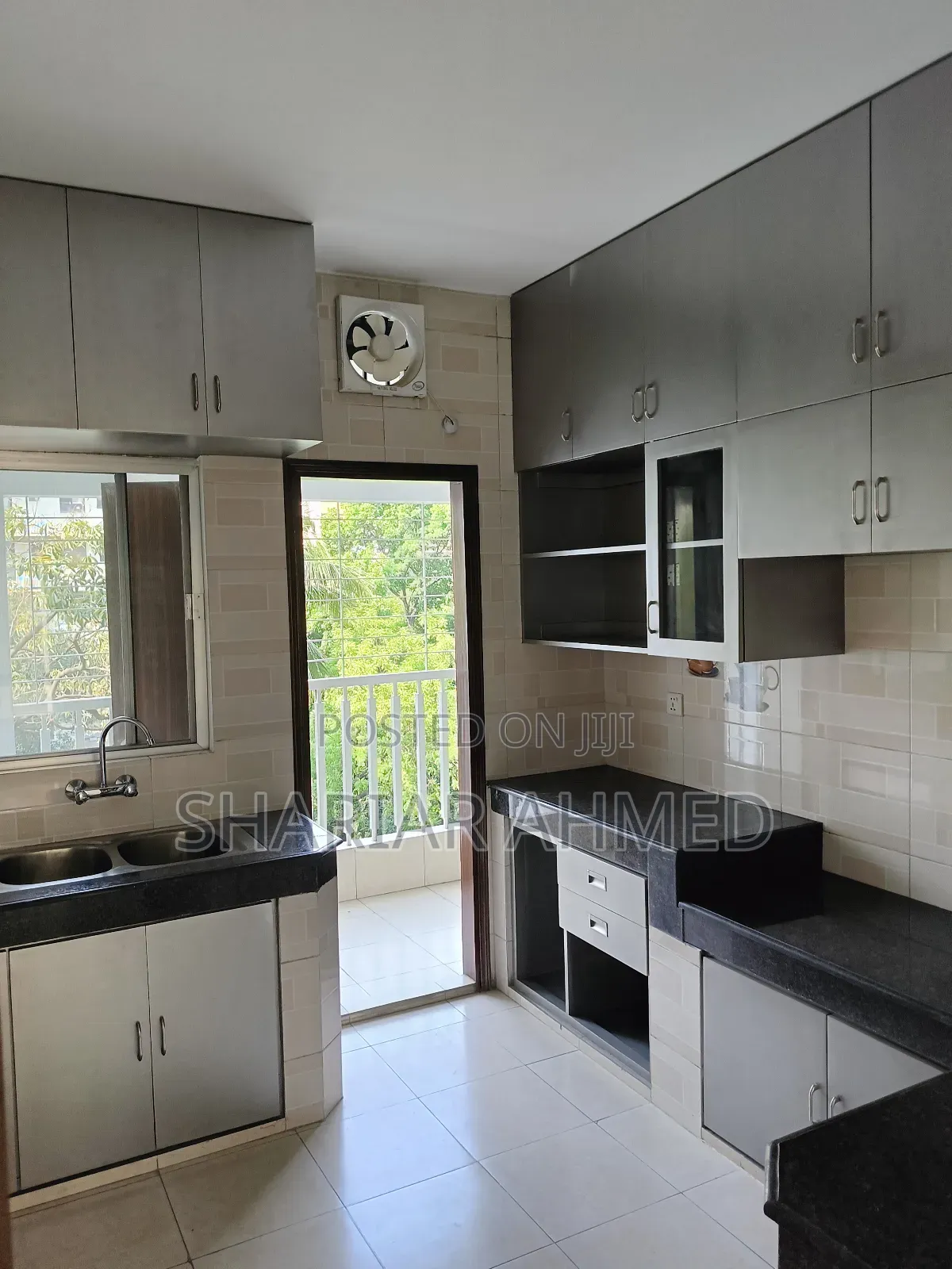 4bdrm Apartment in Gulshan for rent