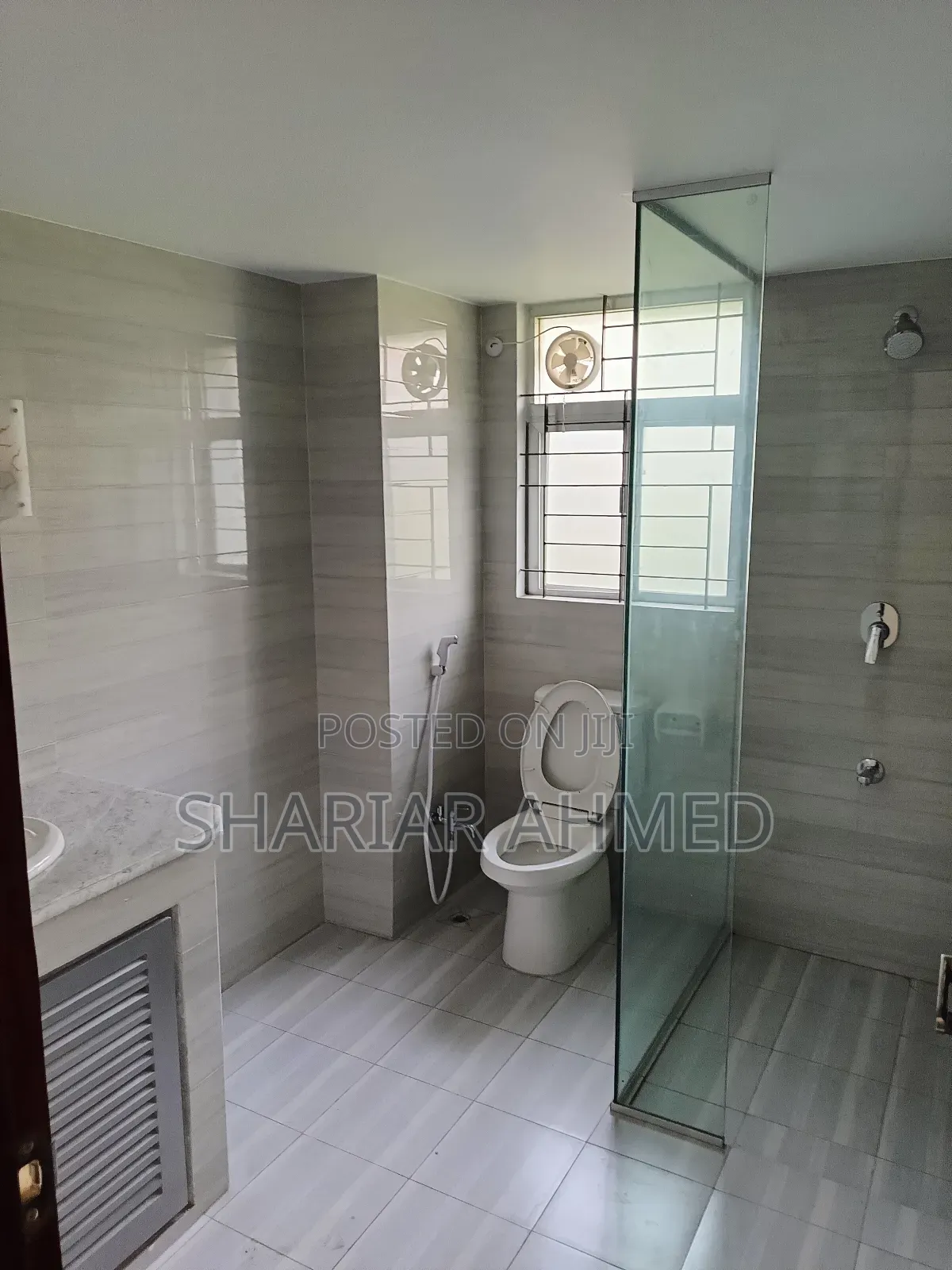 4bdrm Apartment in Gulshan for rent