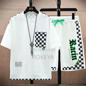 T Shirts and Three Quarter Pant